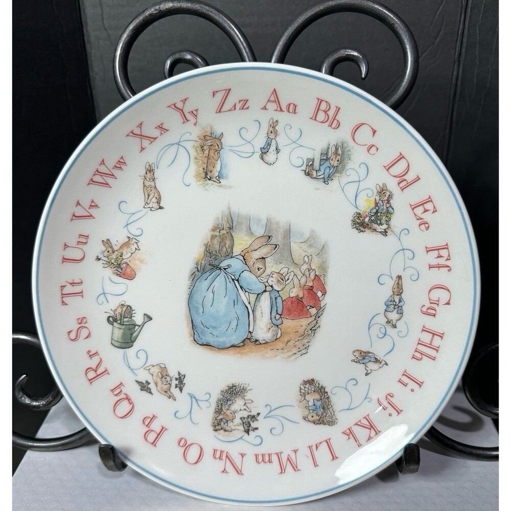 Wedgwood White Peter Rabbit Learning Alphabet Plate